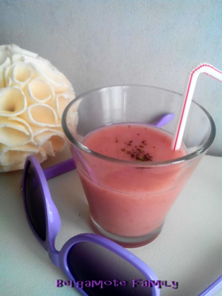 soupe fraiche melon jaune fraise menthe