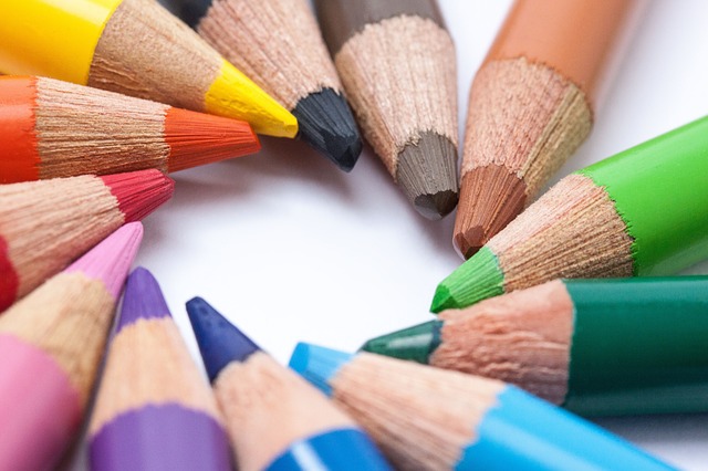 colored-pencils-374134_640