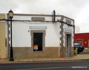 canaries - bergamote family - farmacia