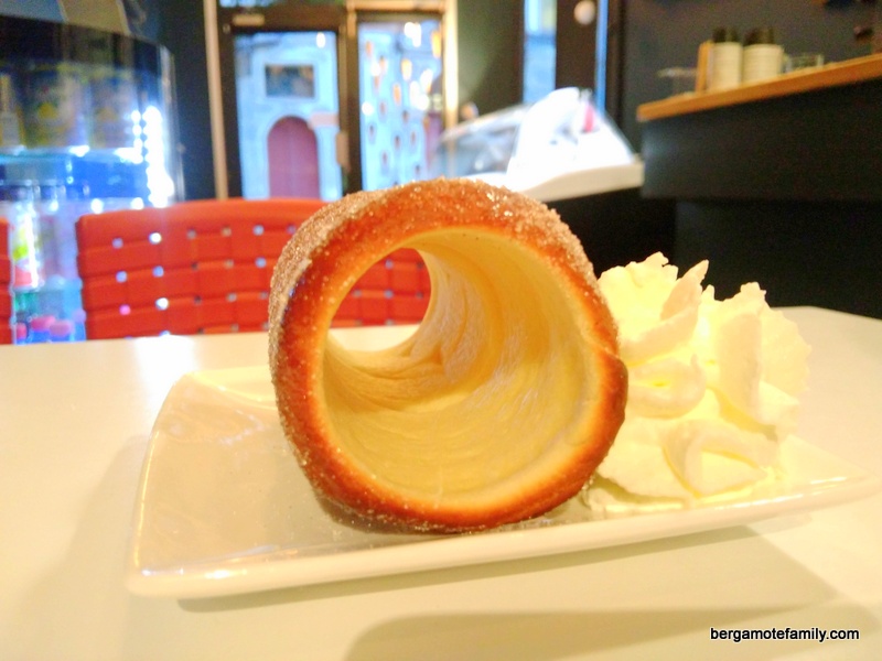 simone-et-maurice-dijon-bergamote-family-2