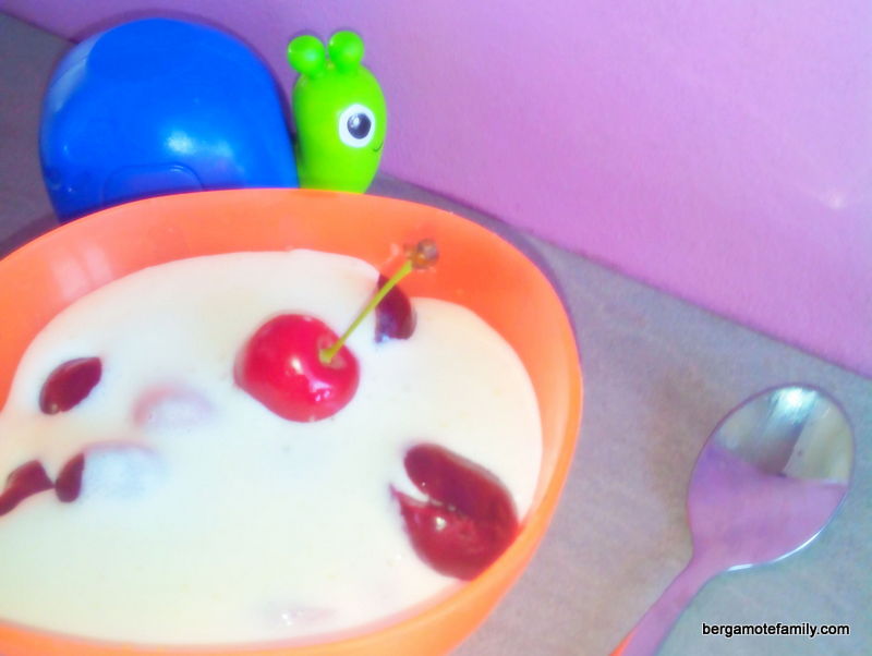 Nuage blanc aux cerises pour le goûter !