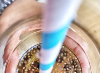 Boisson : Camomille fraîche et fruitée aux graines de chia