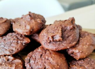De la purée de dattes pour faire des biscuits sains